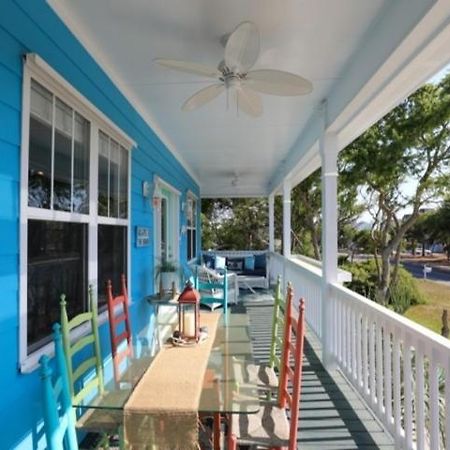 Atlantis Blue - Relaxing Beach Getaway Home Directly Across The Street From Beach Access! Home Kure Beach Exterior photo