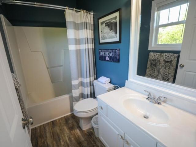 Atlantis Blue - Relaxing Beach Getaway Home Directly Across The Street From Beach Access! Home Kure Beach Exterior photo